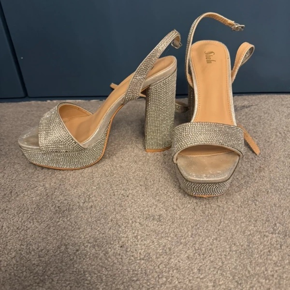 Stunning Silver Platform Heels